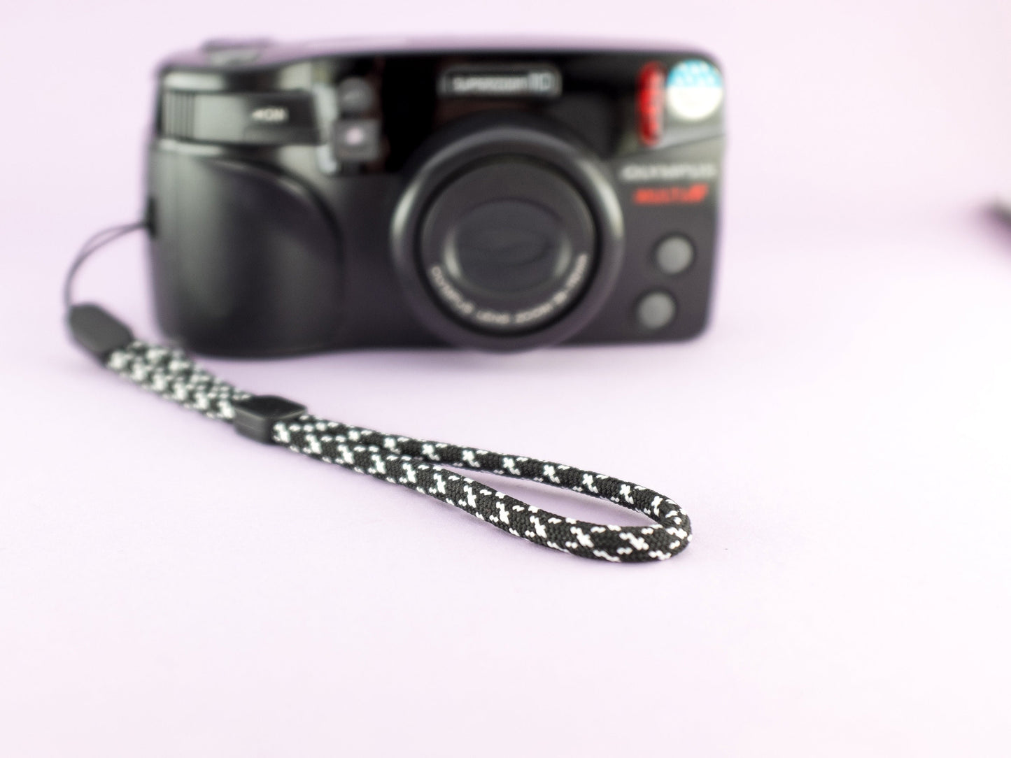 Olympus Superzoom 110 Compact Camera for 35mm Film With Original Case