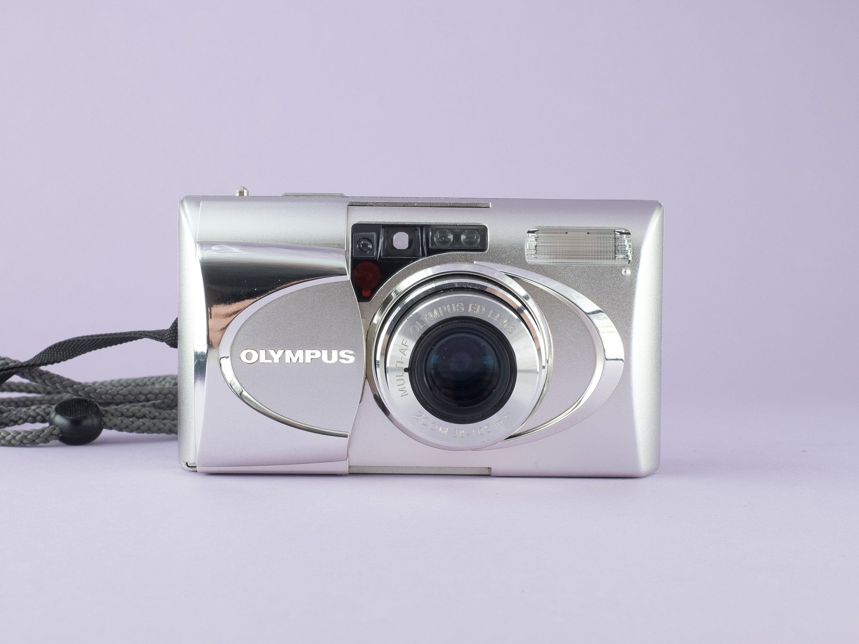 Olympus µ [mju:] V - World's Smallest 35mm Analog Film Compact Camera with  3x zoom - Great Condition